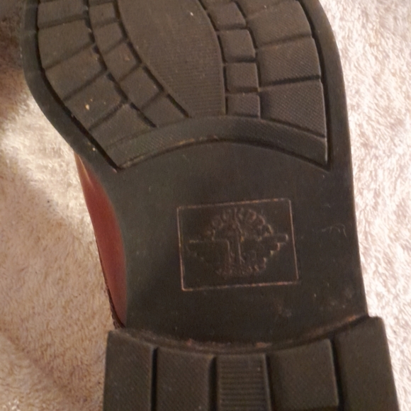 Men's Dockers brown dress shoe size 8 and 1/2 - Picture 3 of 7
